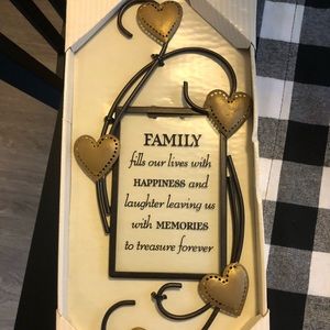 Family happiness heart memories wall sign